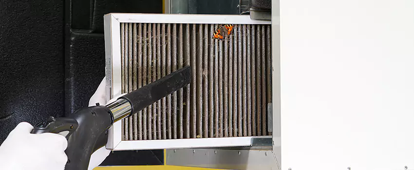 Clogged Air Duct Cleaning Process in Pinewood, FL